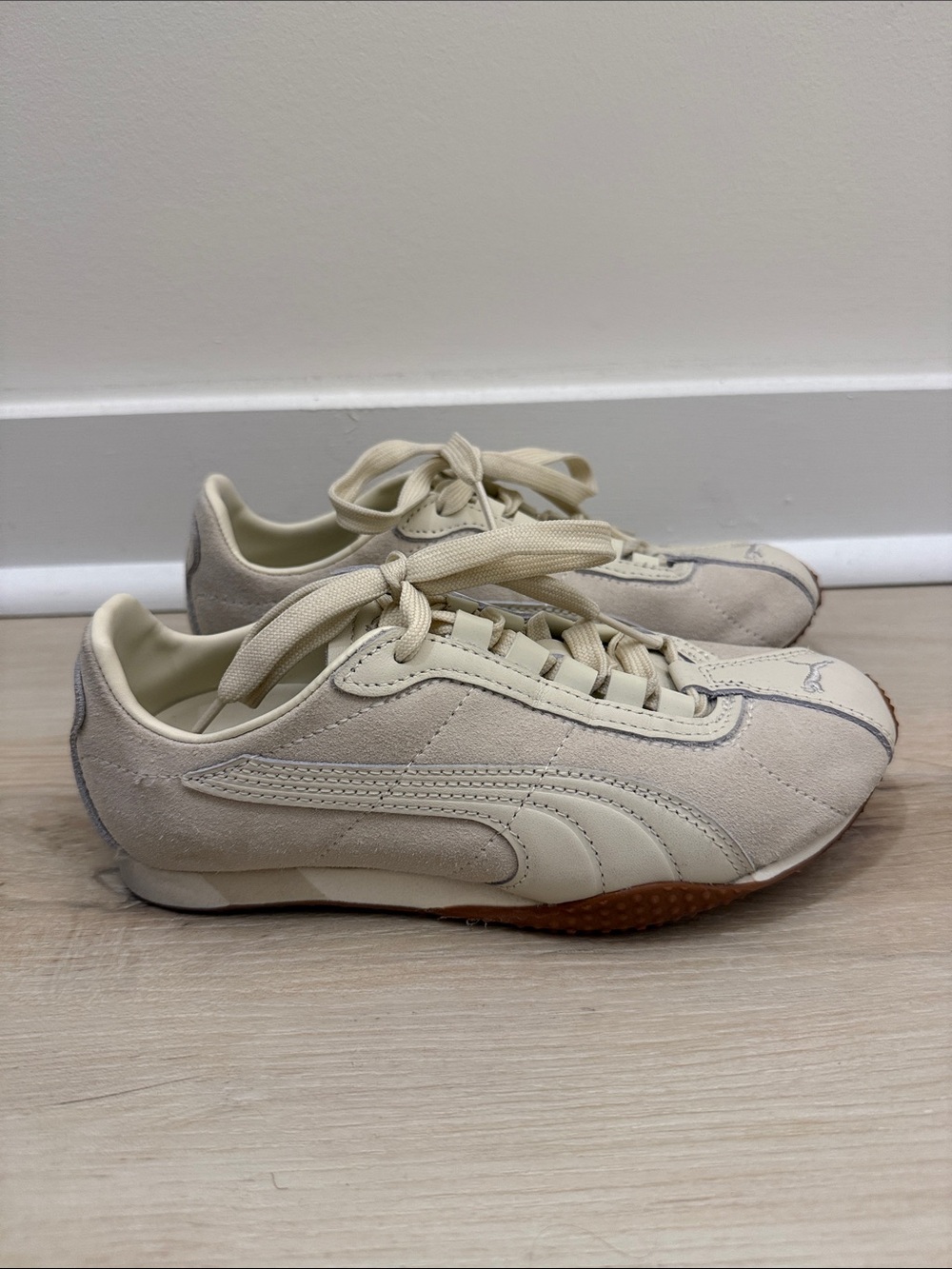 Puma Women’s Cream Suede Sneakers - Neutral Low-Top